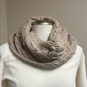 Gap Beige Wool Blend Chunky Knit Infinity Winter Scarf OS